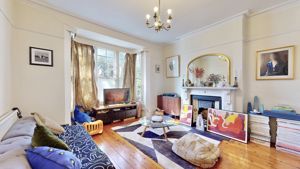 front rec- click for photo gallery